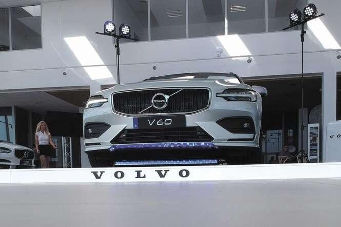 Najnowsze Volvo V60 przyjechało do salonu w Lublinie. To auto robi wrażenie [wideo]
