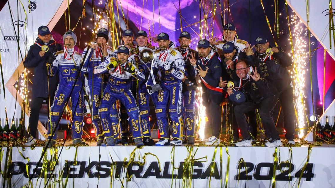 Najpierw deklasacja na torze, a potem wspaniała feta. Orlen Oil Motor Lublin po raz trzeci z rzędu najlepszy w PGE Ekstralidze! Najpierw deklasacja na torze, a potem wspaniała feta. Orlen Oil Motor Lublin po raz trzeci z rzędu najlepszy w PGE Ekstralidze!