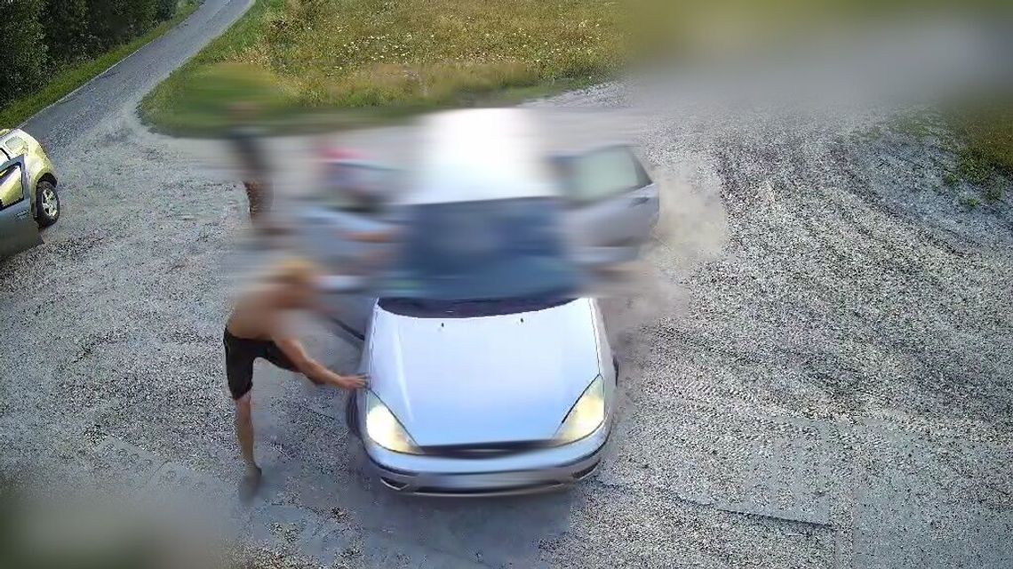 Najpierw próbowali rozjechać autem, a potem pobić. Pięciu zatrzymanych Najpierw próbowali rozjechać autem, a potem pobić. Pięciu zatrzymanych