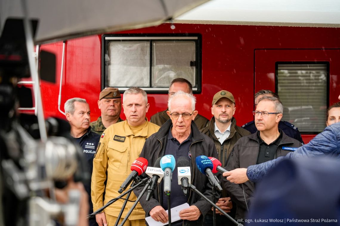 "Najtrudniejsze już za nami". Walka z pożarem Puszczy Solskiej trwa