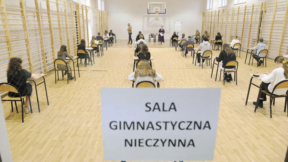 Najtrudniejszy egzamin dla małych uchodźców