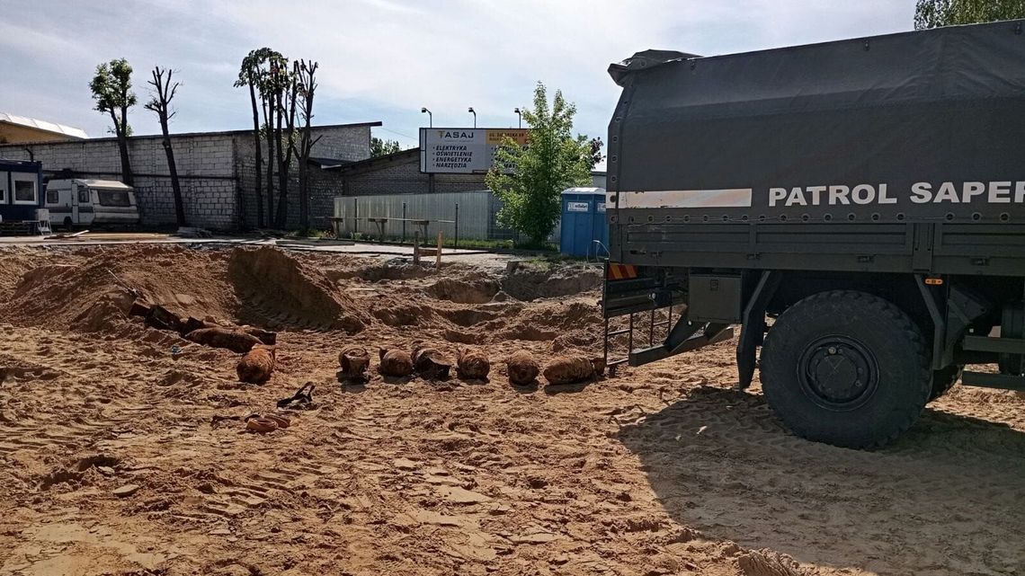 Największe ważą pół tony. Saperzy jeszcze wrócą po bomby Największe ważą pół tony. Saperzy jeszcze wrócą po bomby