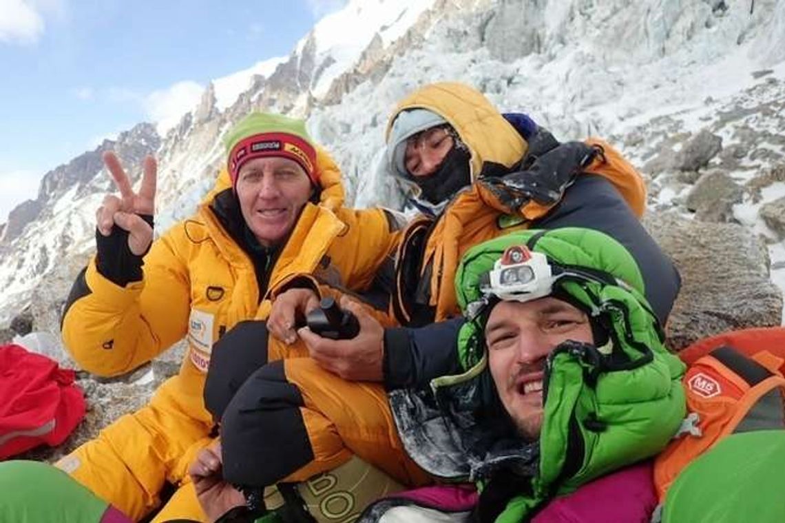 Nanga Parbat: Elizabeth Revol uratowana. Jest już w szpitalu. "Udało się niemożliwe"