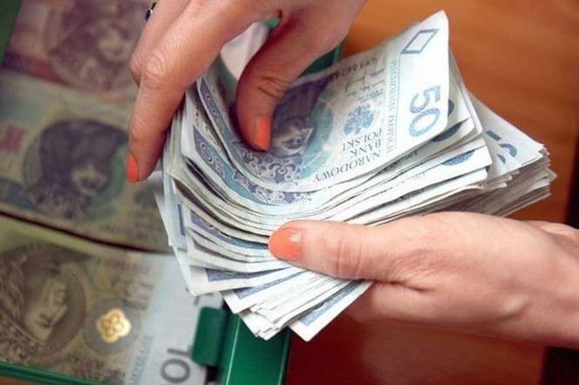 Napad na bank w Lublinie. Zamaskowany mężczyzna zabrał pieniądze Napad na bank w Lublinie. Zamaskowany mężczyzna zabrał pieniądze