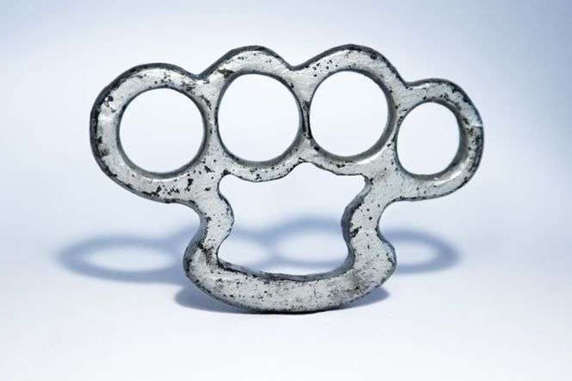 Napadli na przedsiębiorcę i chcieli wymusić haracz. Wpadli w zasadzkę