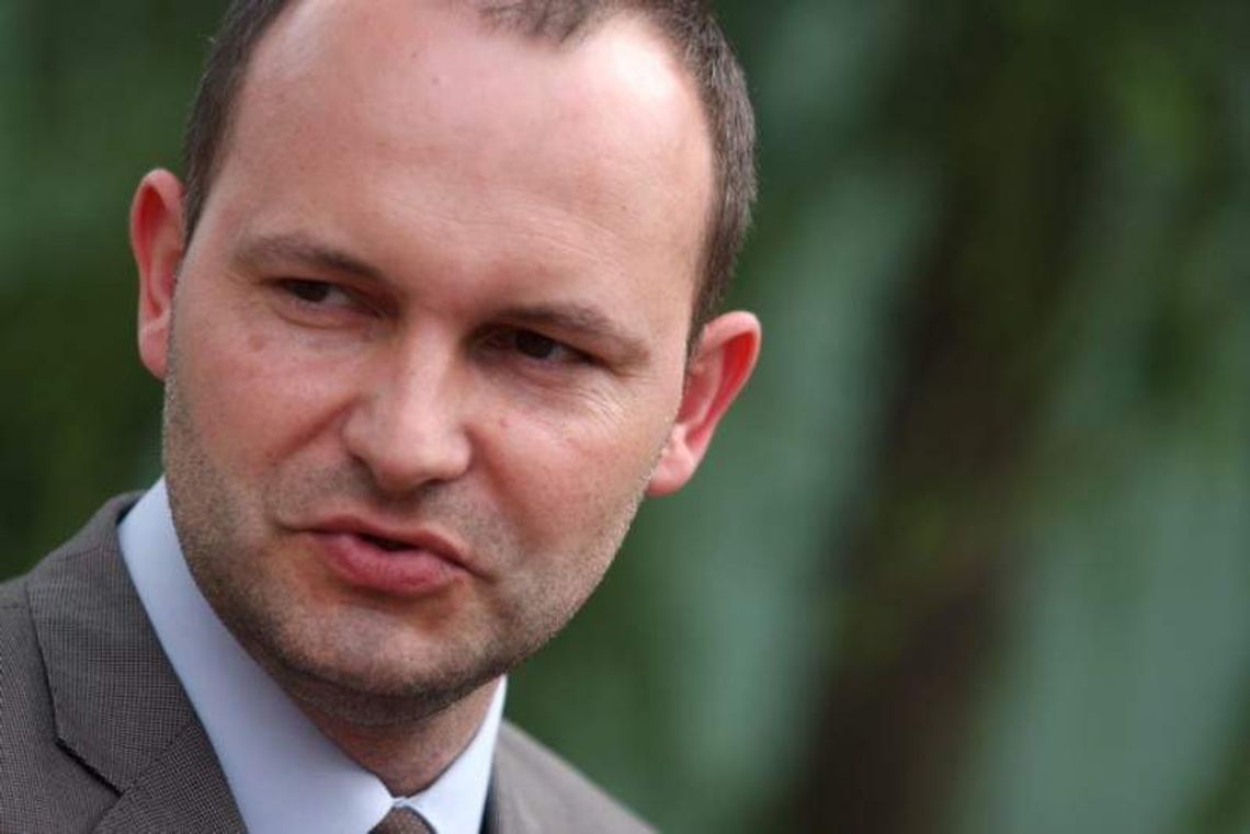 Napisz esej i wygraj staż w Brukseli