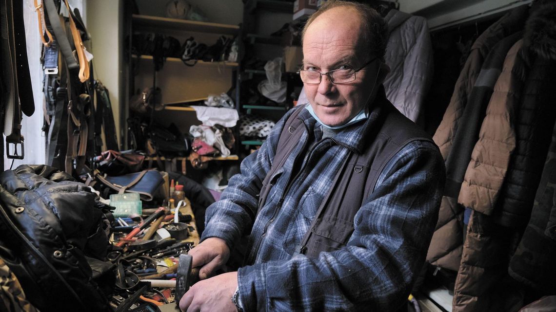 Naprawmy, co zepsuła pandemia. Rzemieślnicy mają problemy, pomagają wierni klienci