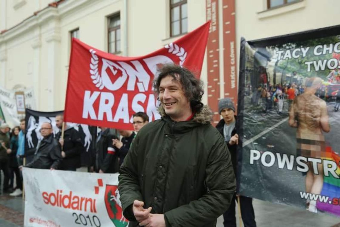 Narodowcy przed Centrum Kultury. Chcą odwołania festiwalu filmów LGBT