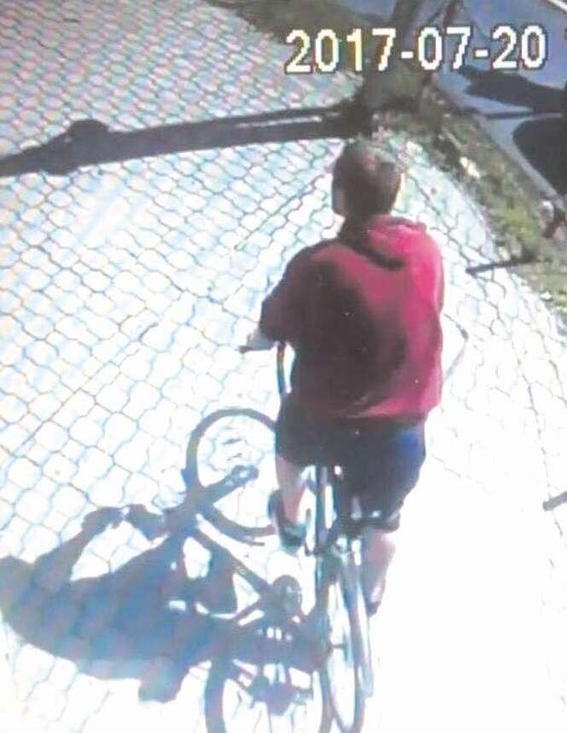 Naruszył nietykalność innej osoby. Kto go rozpoznaje?