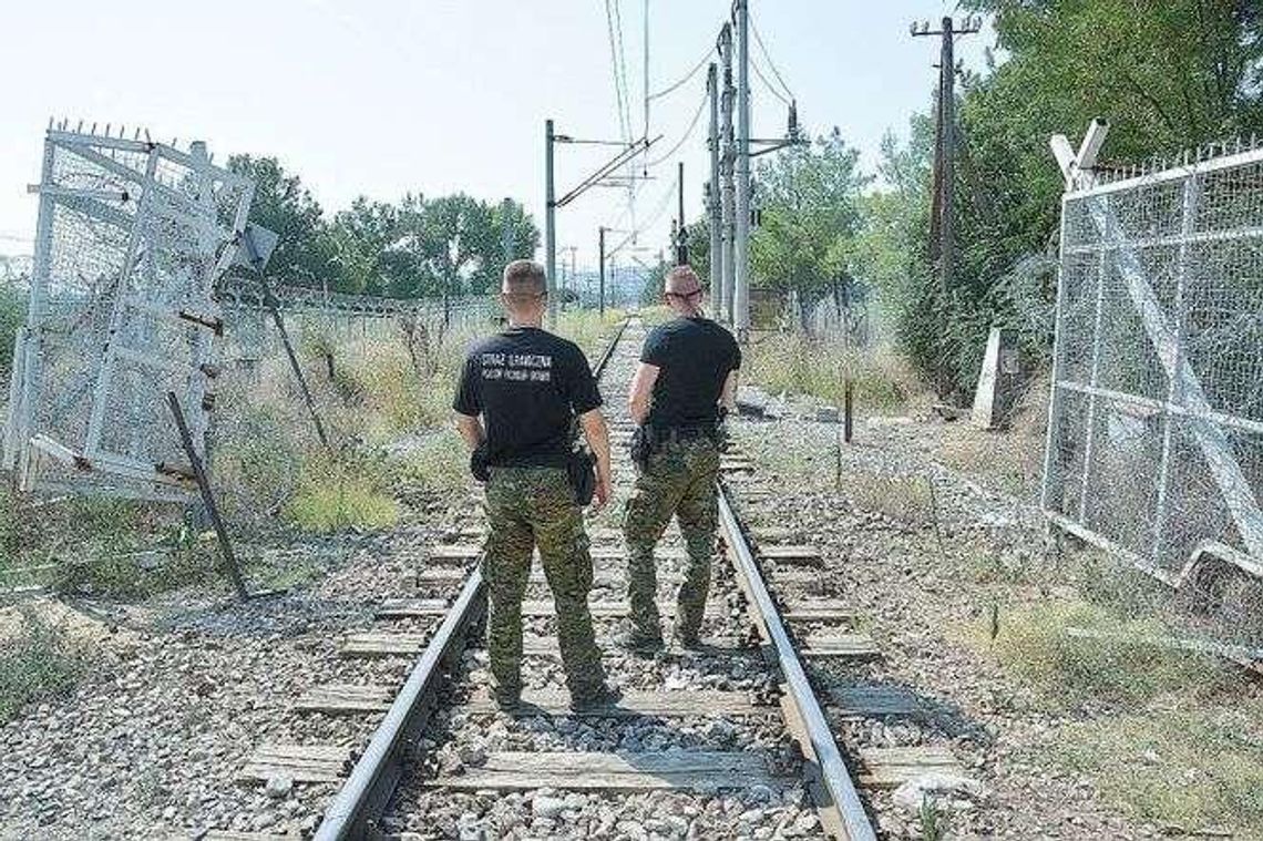 Nasi strażnicy graniczni pomagali chronić macedońską granicę