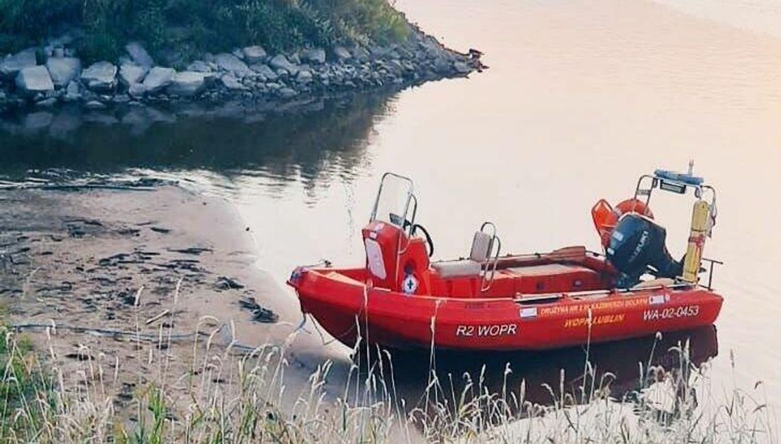 Nastolatek utonął. Nie wiedzieli, że w Wiśle nie można pływać