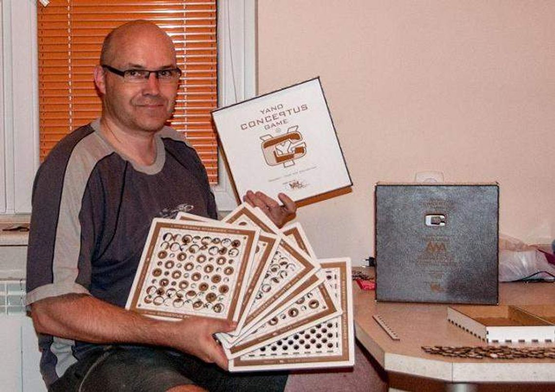 Nauczyciel wymyślił grę. Chce aby promowała Radzyń Podlaski