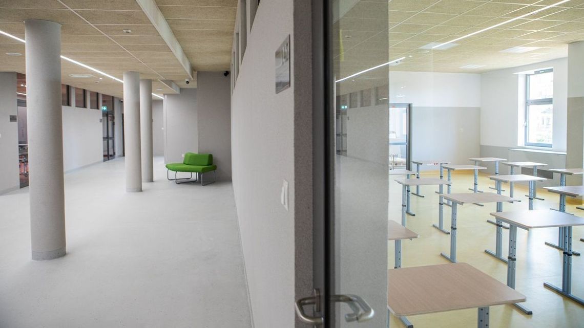 Nauczyciele obawiają się zakażenia koronawirusem, chaosu i zatłoczonych sal