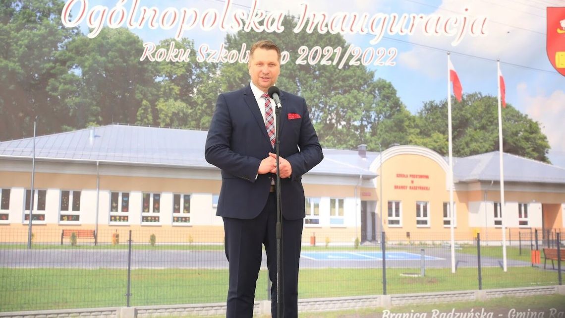 Nauczyciele świętowali w minorowych nastrojach. Na protestach przeciwko ministrowi Czarnkowi