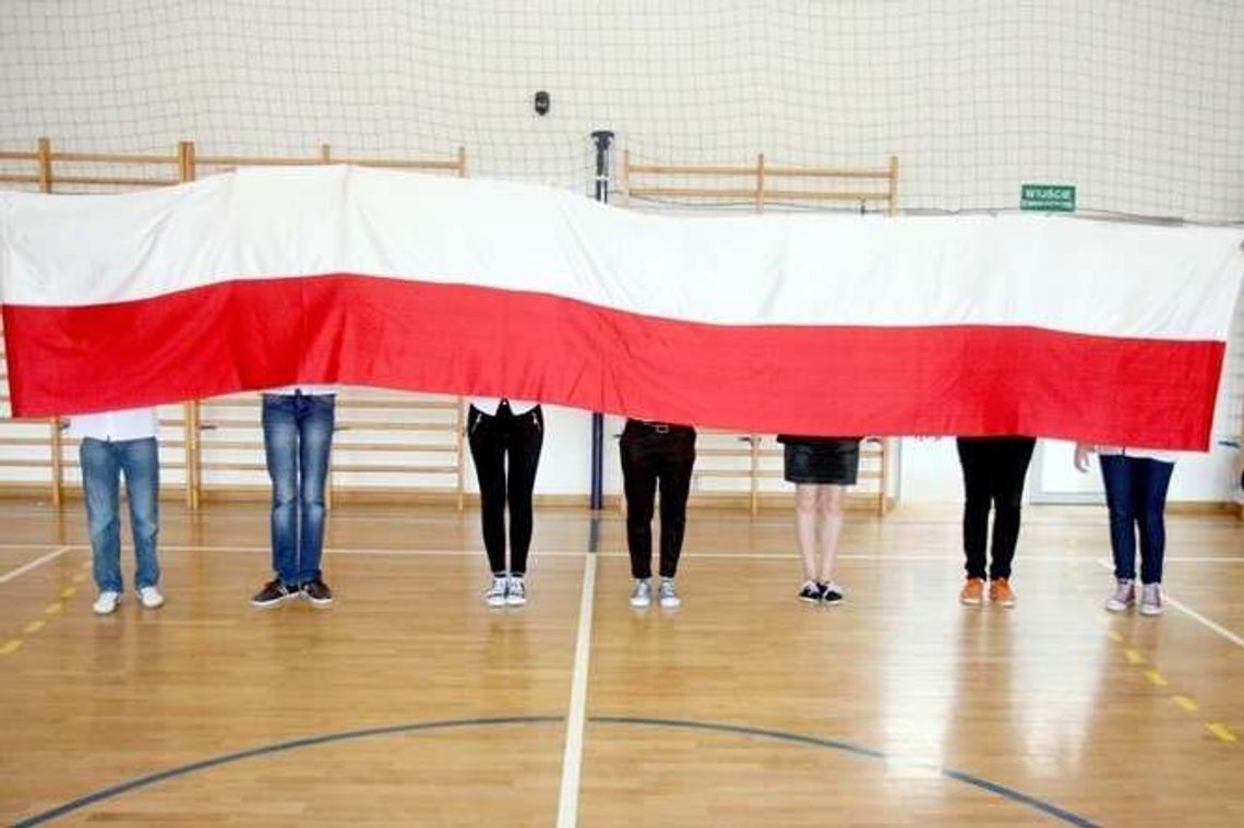 Nauczyciele wyjdą dzisiaj na ulice. Manifestacja przed Urzędem Wojewódzkim