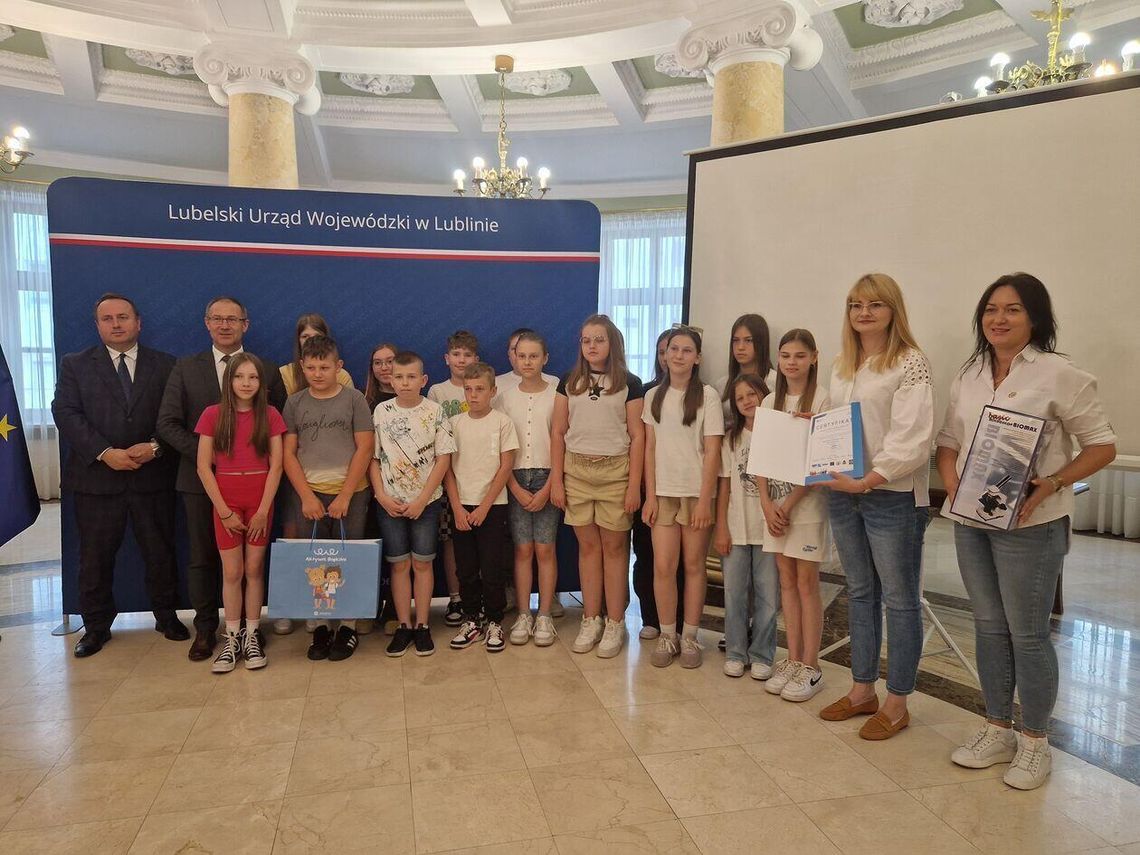 Nauka przez działanie. Startuje IV edycja programu „Aktywni Błękitni”