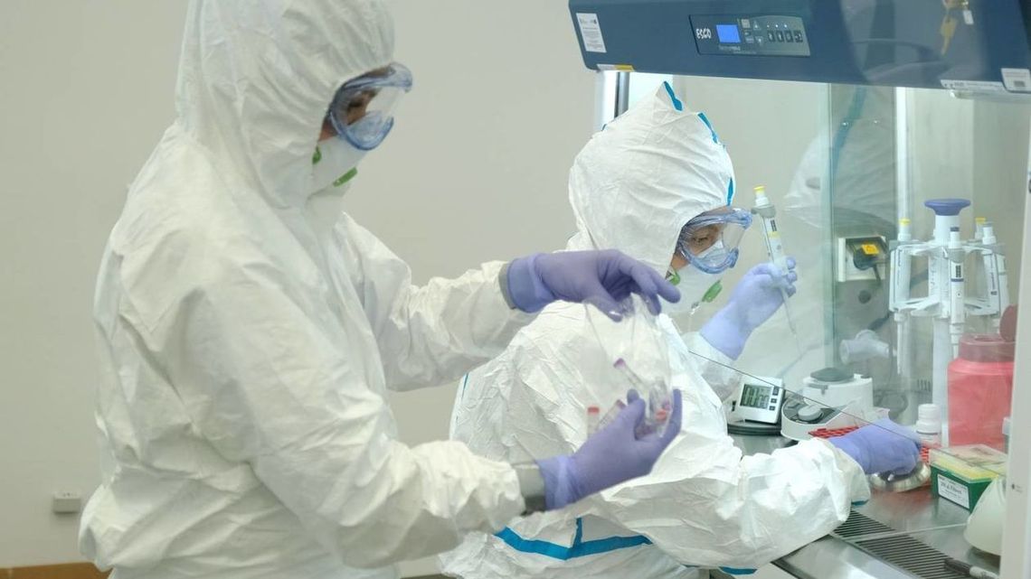 Naukowcy chcą stworzyć aplikację, która zdiagnozuje Covid-19 na podstawie odgłosu kaszlu 