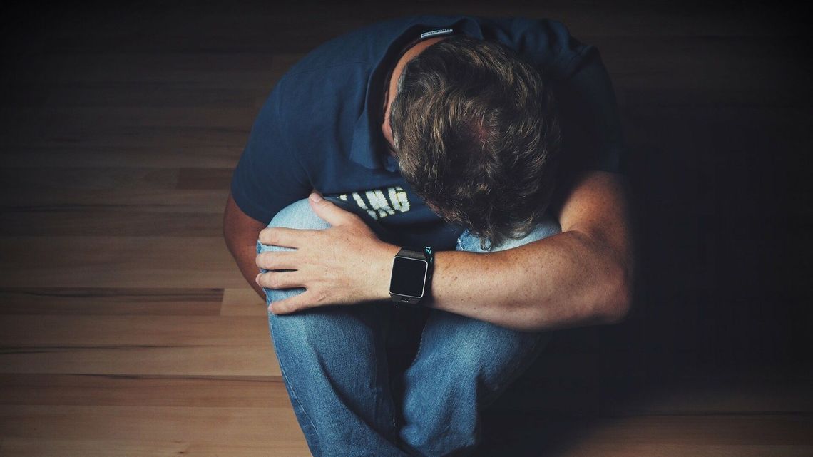 Nawet co dziesiąty młody Polak może odczuwać wypalenie pandemiczne