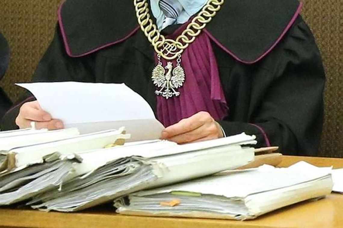 Nazwał Hitlerem działacza PiS, musi zapłacić za zniesławienie