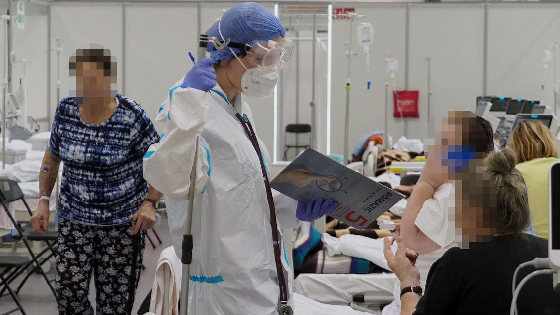 Nerwowe poszukiwanie miejsc w szpitalach. Z Lublina wozili pacjentów aż do Tomaszowa Lubelskiego Nerwowe poszukiwanie miejsc w szpitalach. Z Lublina wozili pacjentów aż do Tomaszowa Lubelskiego