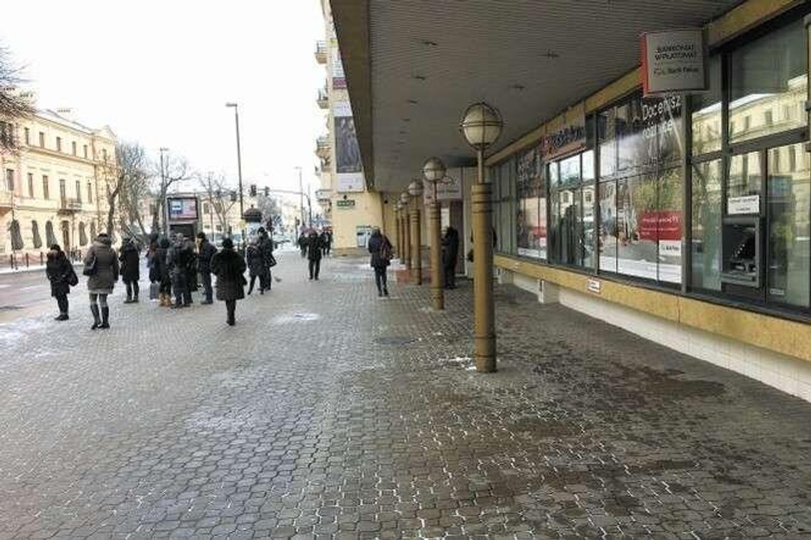 Nic nie działa tak jak wstyd. Koniec parkowania na chodniku w centrum Lublina Nic nie działa tak jak wstyd. Koniec parkowania na chodniku w centrum Lublina