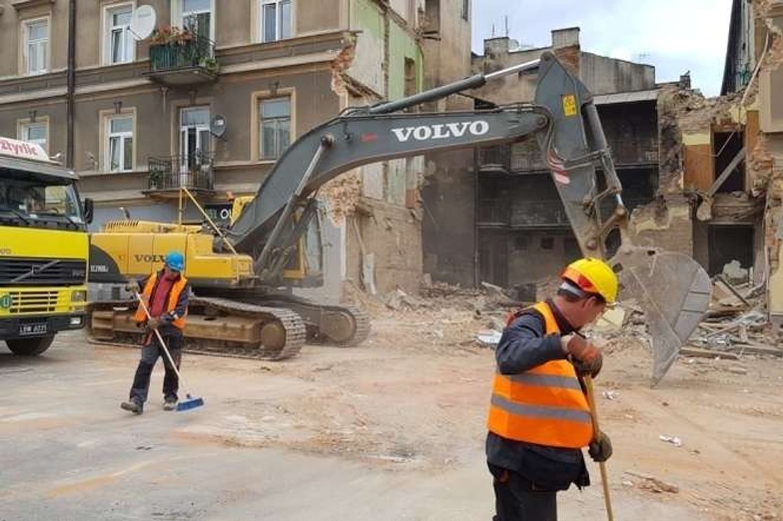 Nie będą burzyć pozostałej części kamienicy przy ul. Lubartowskiej. Jeszcze jedna klatka do sprawdzenia