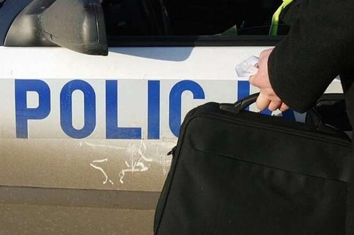 Nie będzie kary dla prokuratora w stanie spoczynku za obnażanie się przed policjantką Nie będzie kary dla prokuratora w stanie spoczynku za obnażanie się przed policjantką