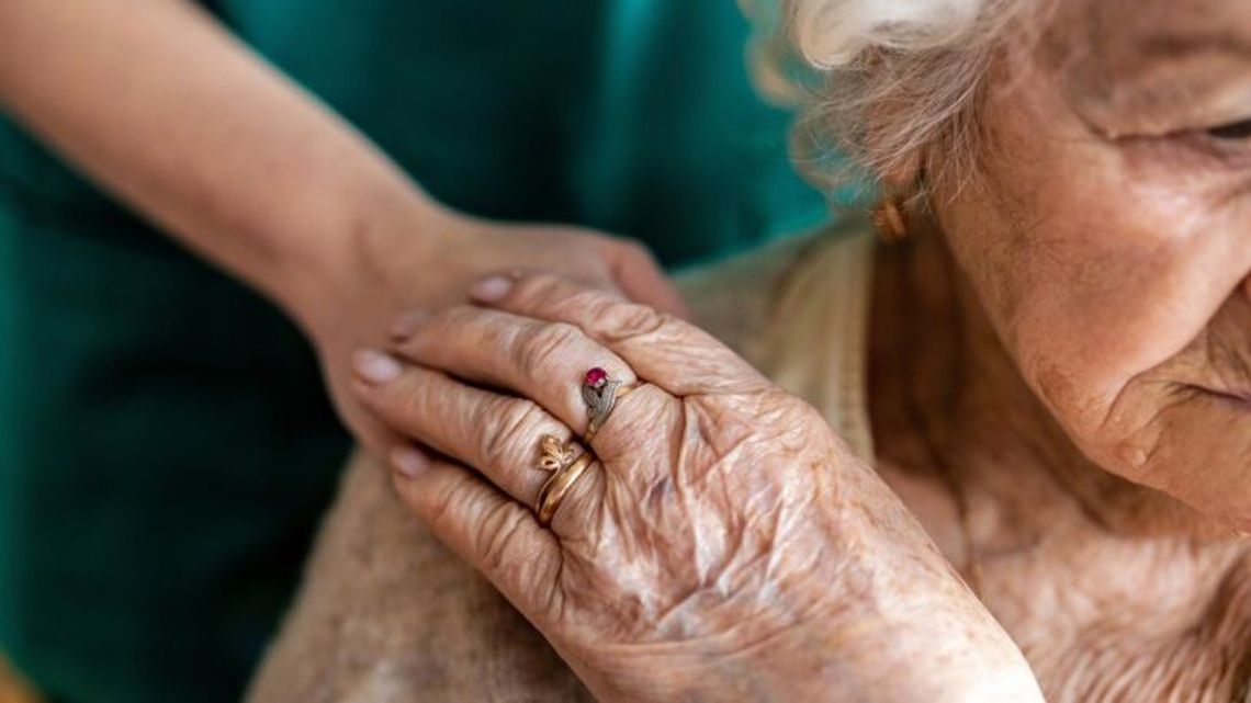 Nie będzie unijnej kasy dla seniorów. Burmistrz: Trudności z naborem chętnych 