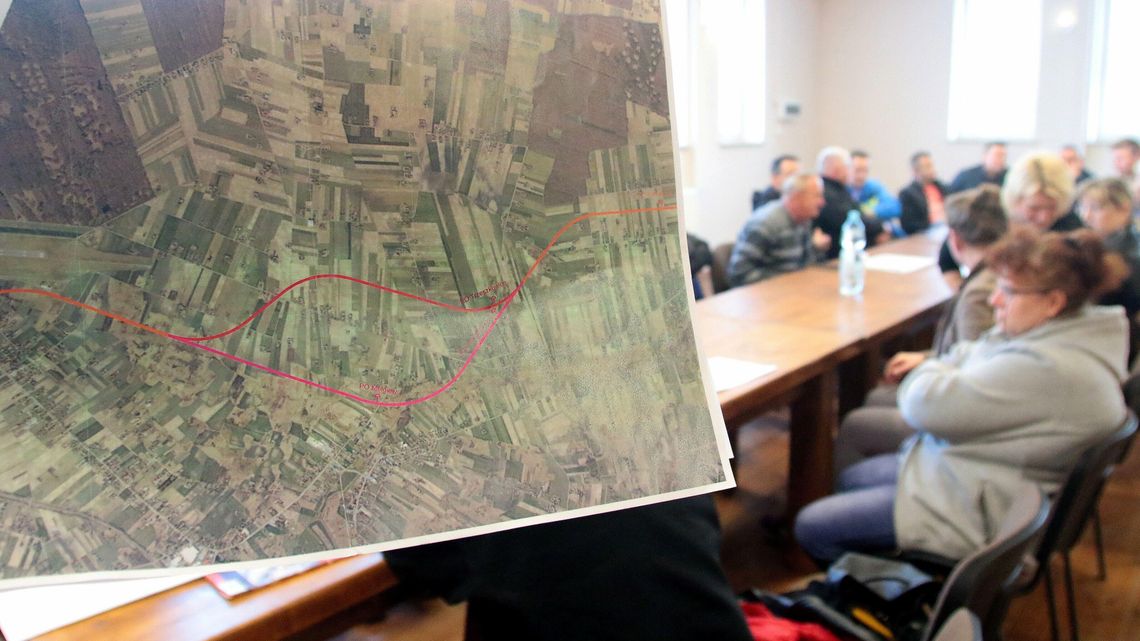 Nie chcą pociągów za płotem. Kilkaset osób sprzeciwia się przebiegowi nowej trasy