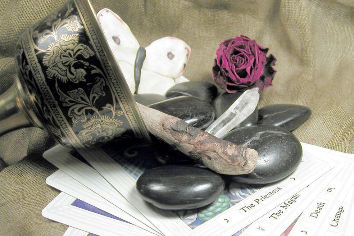 Nie chcemy straszyć, tylko przestrzegać, czyli o egzorcyzmach w Kraśniku Nie chcemy straszyć, tylko przestrzegać, czyli o egzorcyzmach w Kraśniku