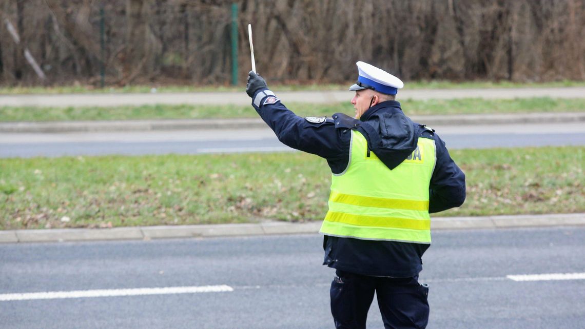 Nie każdego stać na mandaty. Kierowcy już zwalniają, bo boją się wysokich kar