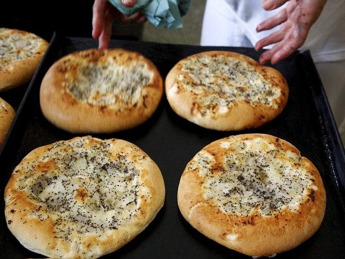 Nie każdy może piec cebularze. Jakie kary za brak certyfikatu?