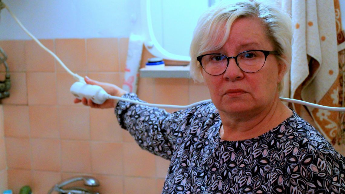 Nie ma prądu, jest przedłużacz. Lokatorzy zapowiadają, że pójdą do sądu