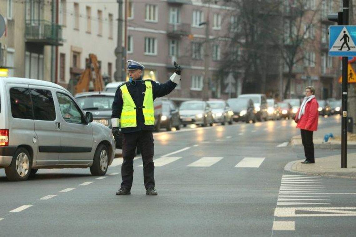Nie ma świateł, są korki na ul. Narutowicza Nie ma świateł, są korki na ul. Narutowicza