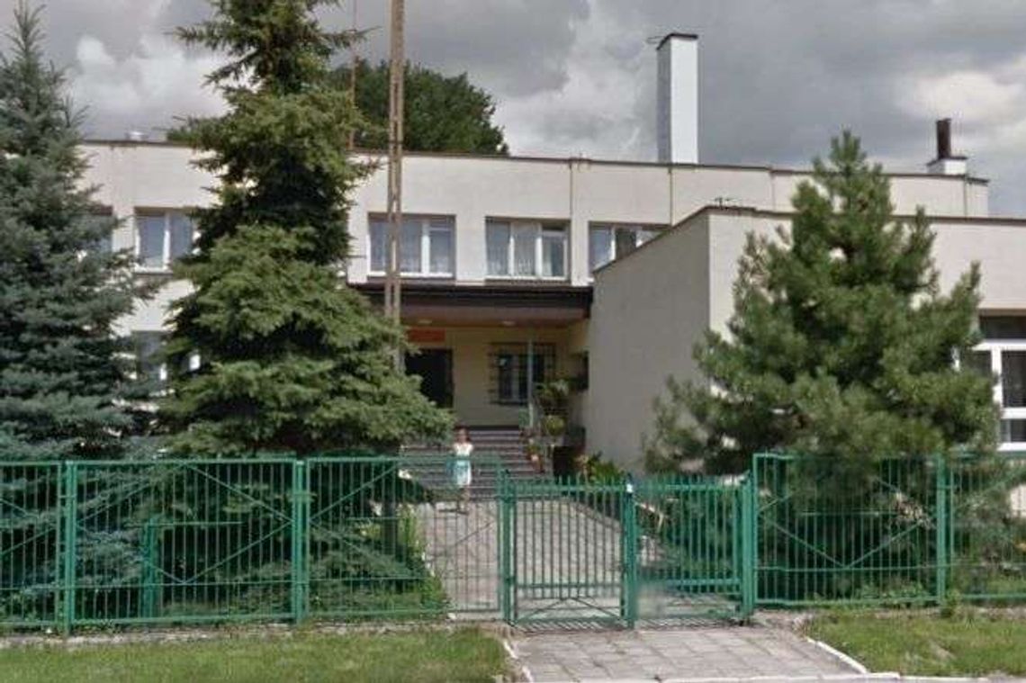 Nie miał kwalifikacji, a mimo to kierował domem pomocy społecznej. Przez ponad rok