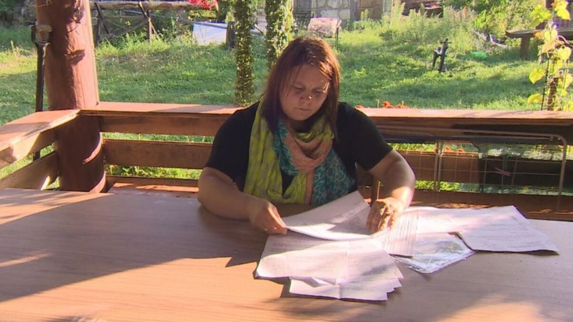 Nie miała żadnych długów, ale nazywa się tak jak dłużniczka. Komornik już szykował licytację Nie miała żadnych długów, ale nazywa się tak jak dłużniczka. Komornik już szykował licytację