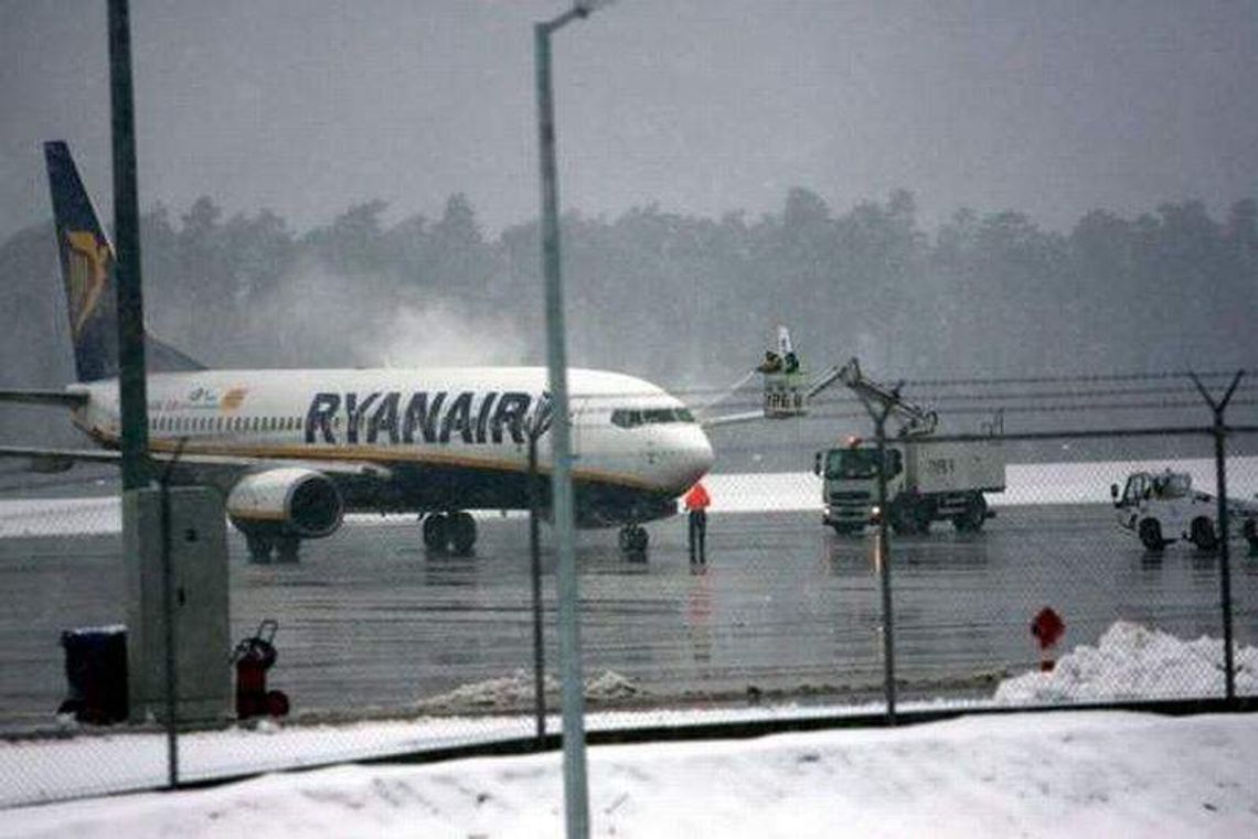 Nie polecimy z Lublina do Liverpoolu? Ryanair tnie połączenia z Polski