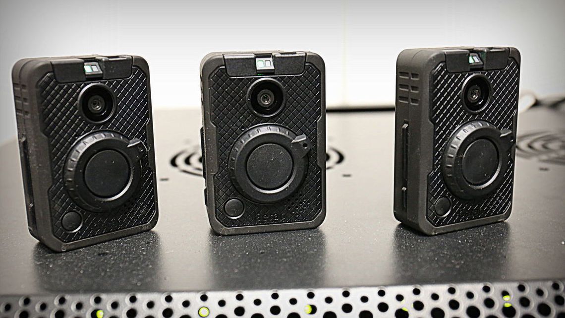 Nie tylko policjanci będą patrolować ulice z kamerami. Także strażnicy miejscy Nie tylko policjanci będą patrolować ulice z kamerami. Także strażnicy miejscy