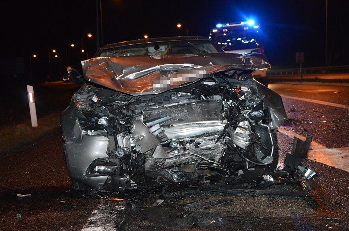 Nie ustąpił pierwszeństwa. Kierowca uderzył w audi Nie ustąpił pierwszeństwa. Kierowca uderzył w audi