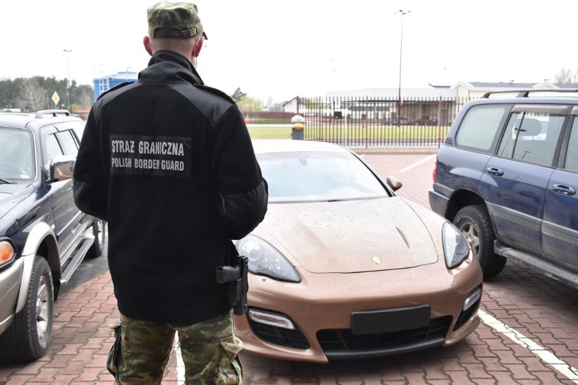 Nie wpuścili do Polski kradzionego porsche Nie wpuścili do Polski kradzionego porsche