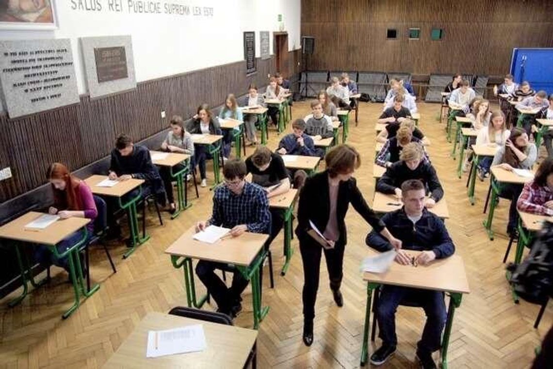 Nie wszyscy mogli zdawać próbną maturę. "Warto przeżyć ten stres. Dzięki temu prawdziwy egzamin nie będzie tak trudny"