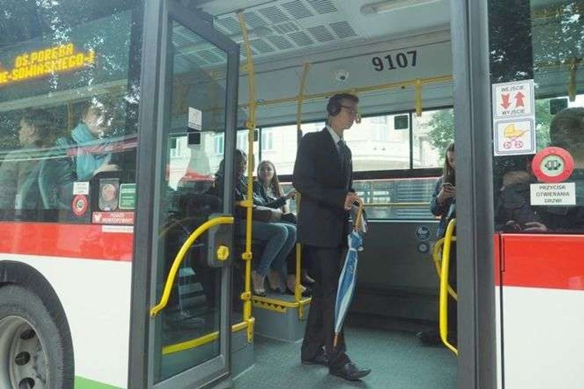 Nie za dużo margaryny? Radna pyta o reklamy w autobusach Nie za dużo margaryny? Radna pyta o reklamy w autobusach