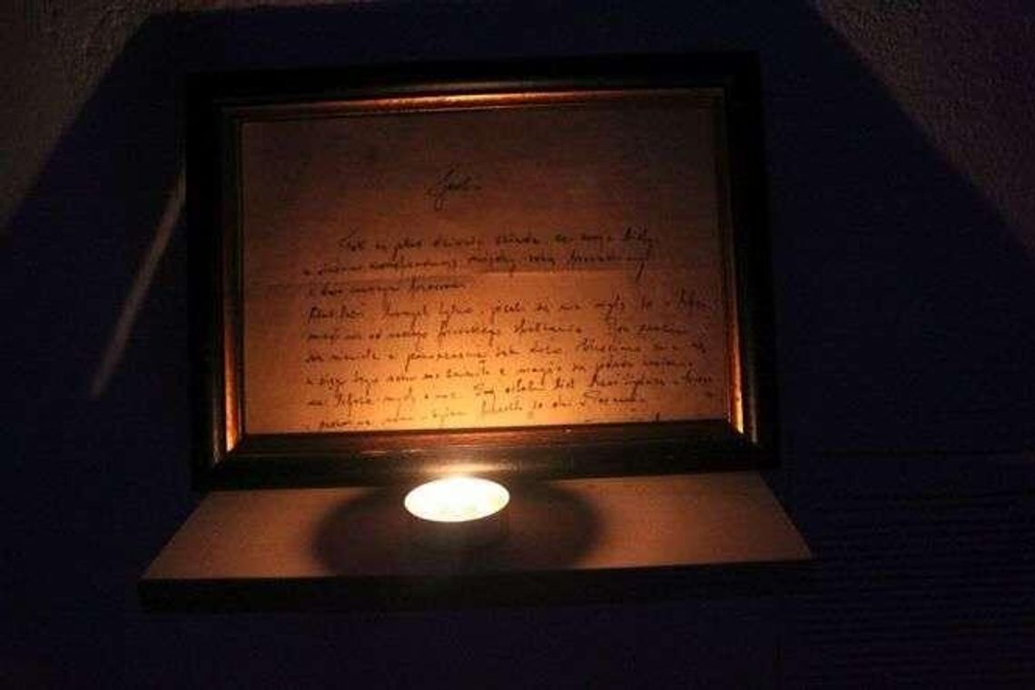 (Nie) za starzy na miłość - czytanie tekstu "+ Miłość"