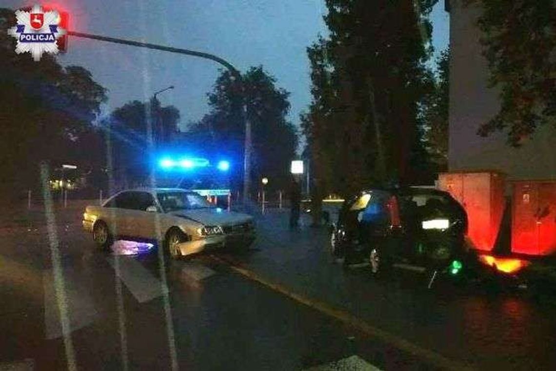 Nie zauważył czerwonego światła? Groźne zderzenie na skrzyżowaniu Nie zauważył czerwonego światła? Groźne zderzenie na skrzyżowaniu