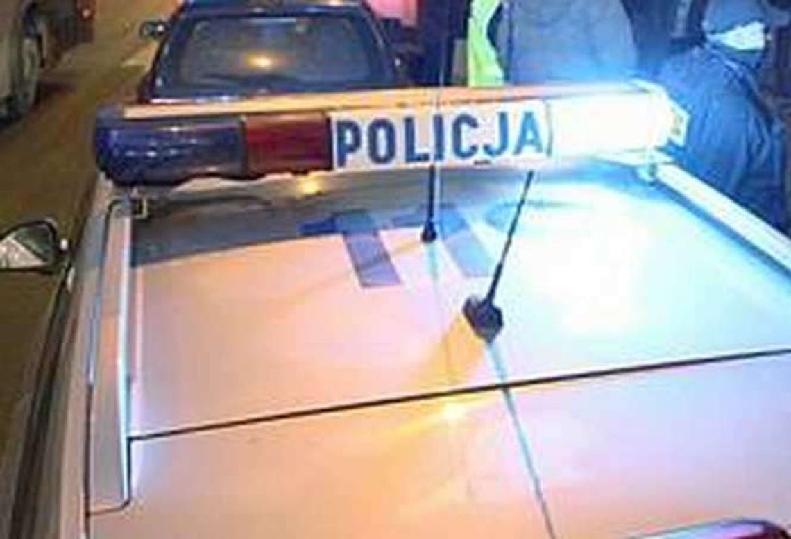 Nie żyje 17-letni motorowerzysta. Kierowca uciekł, trwają poszukiwania