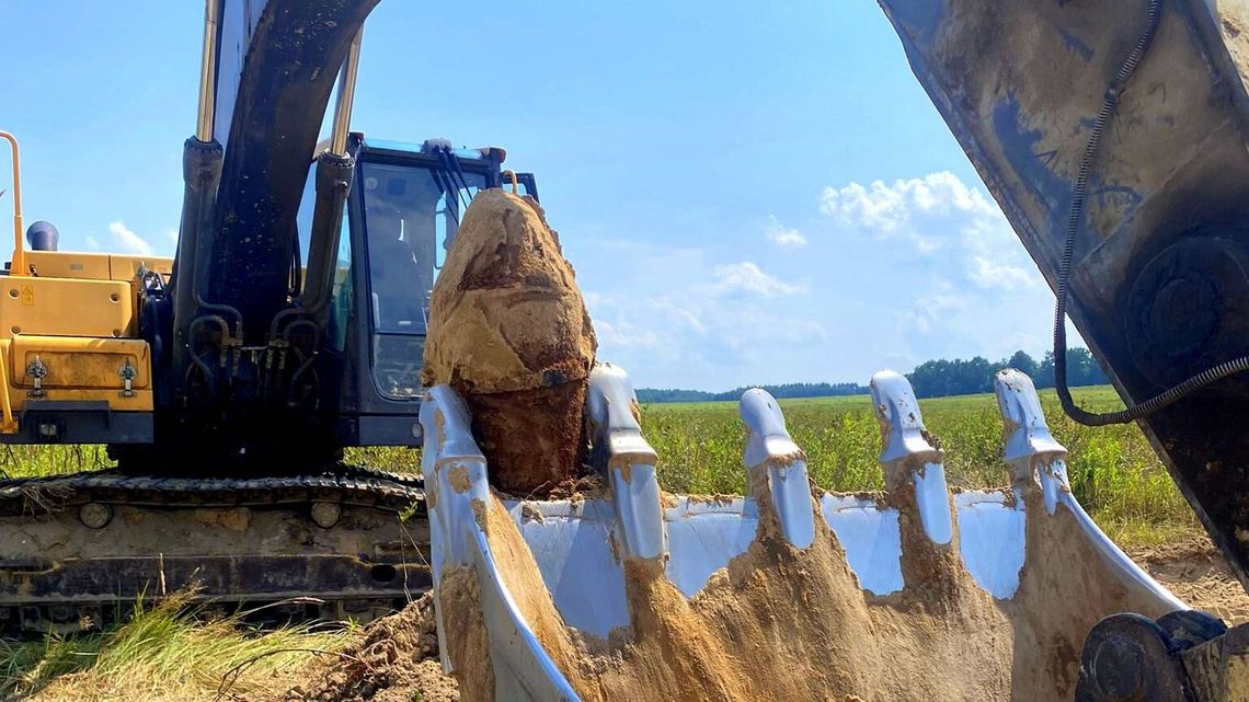 Niebezpieczne znalezisko w kopalni piasku