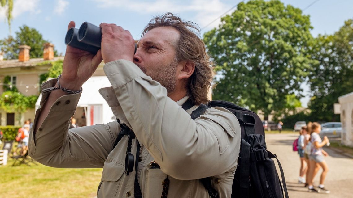 Niecodzienna interwencja na festiwalu w Szczebrzeszynie. Pomógł Adam Wajrak