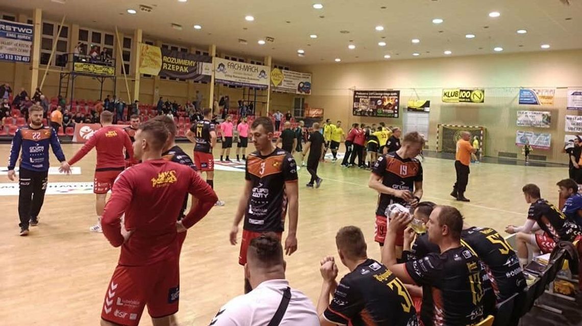 Nielba Wągrowiec – MKS Padwa Zamość 27:26. Liga nie wybacza błędów