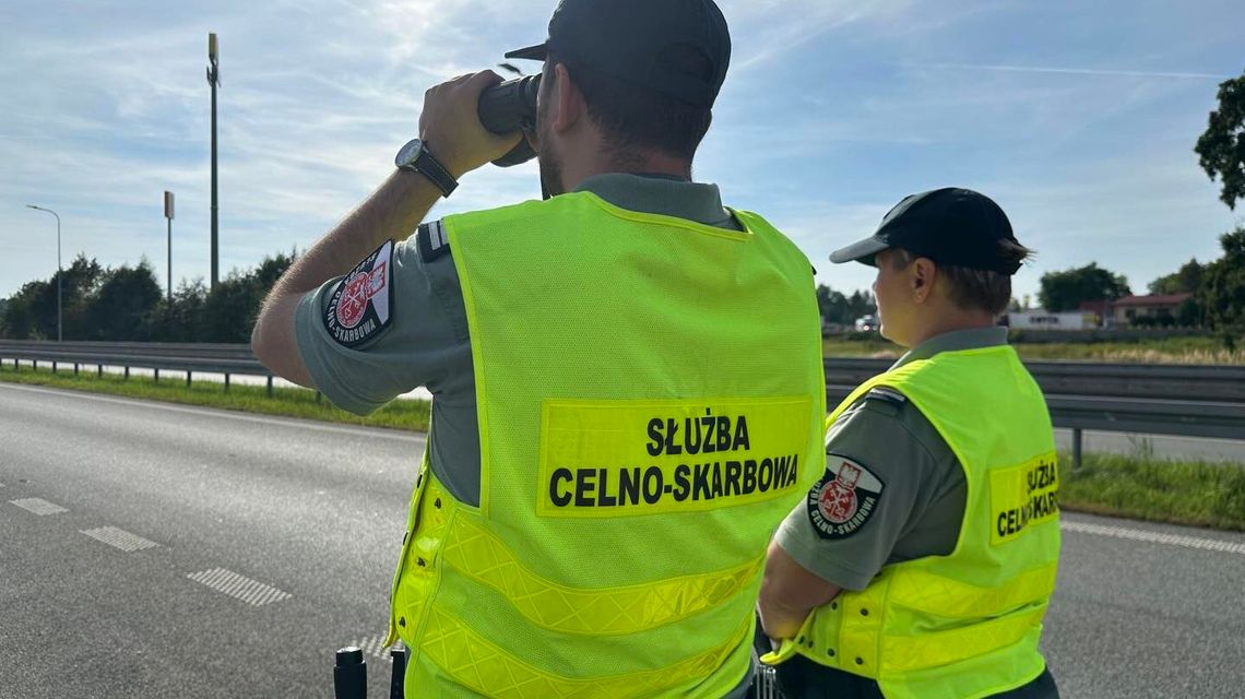 Nielegalna broń z Chin zatrzymana przez celników Nielegalna broń z Chin zatrzymana przez celników