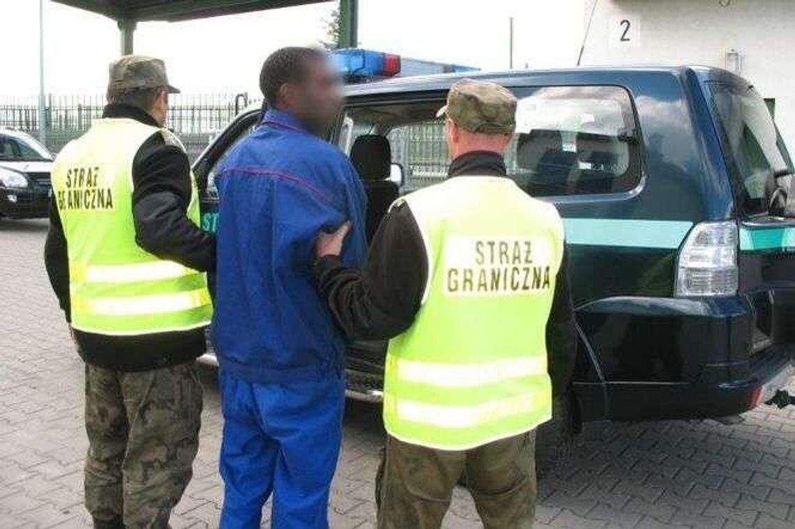 Nielegalni goście z Konga, Syrii. Przepłynęli Bug i wpadli